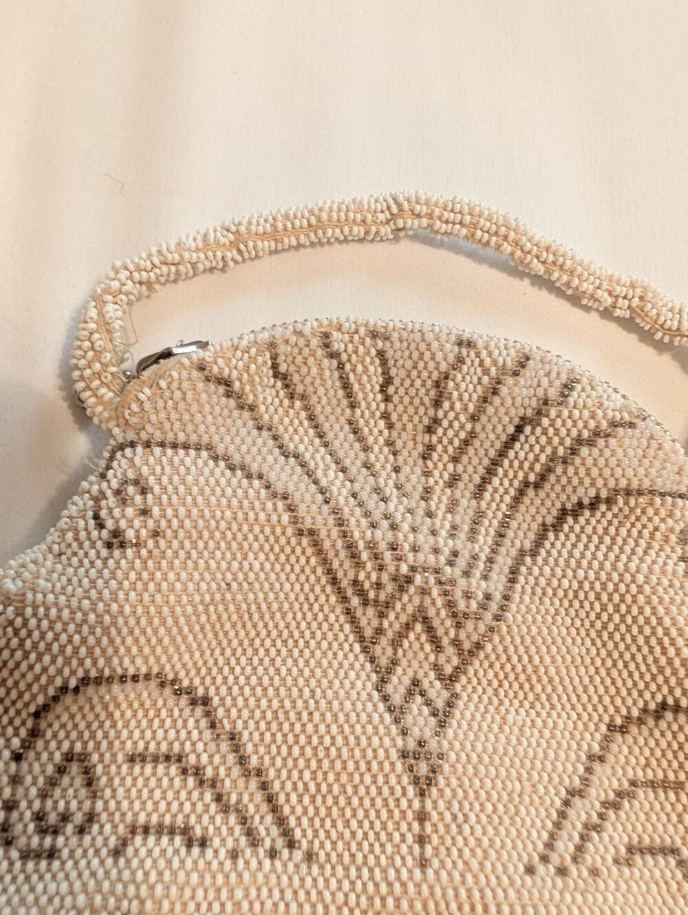 Vintage Art Deco Ivory Beaded Handbag Purse w/ Handle & Zipper Closure Formal